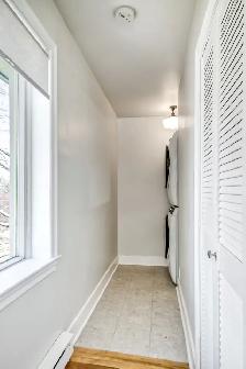 SPACIOUS & BRIGHT 2 BEDROOM APT - QUIET, BEAUTIFUL NEIGHBORHOOD! - Photo 6