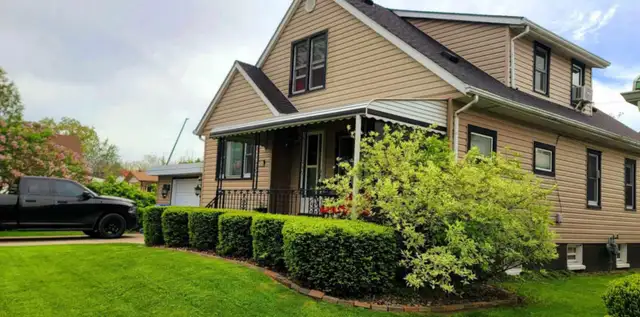 2 bedroom unit east Windsor