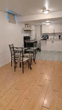 One room in basement for rent - Photo 4