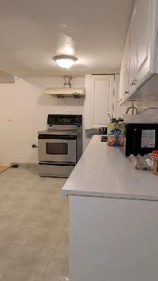 One room in basement for rent - Photo 5