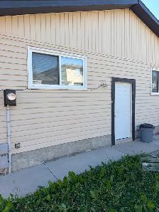 Spacious 3-Bedroom Basement Suite for Rent - Photo 2
