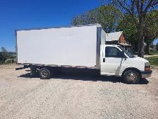 2012 GMC Cube Truck