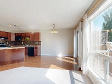 #6711 3 bedroom duplex in Pinnacle with garag. Available Now! - Photo 4