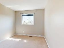 #6711 3 bedroom duplex in Pinnacle with garag. Available Now! - Photo 13