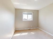 #6711 3 bedroom duplex in Pinnacle with garag. Available Now! - Photo 15