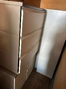 Herman Miller 3-Drawer Lateral Filing Cabinet For Sale! - Photo 2