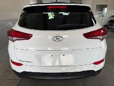2017 Hyundai TUCSON SE / AWD / Low-Local Kms. / Leather/Roof - Photo 4