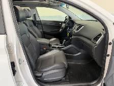 2017 Hyundai TUCSON SE / AWD / Low-Local Kms. / Leather/Roof - Photo 5