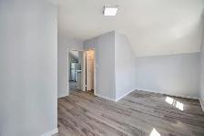 Duplex in Chinatown For Sale. - Photo 3