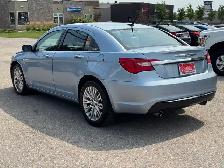2012 Chrysler 200 Limited - Photo 5