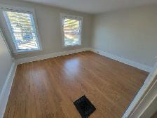 Large 1 bdrm apt. in safe quiet home. Cambridge
