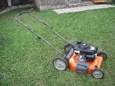 Husqvarna Push Lawn Mower - Photo 2