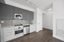 Vaughan Best 2BR 1, 2WR Suite - Be the first - Photo 5