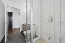 Vaughan Best 2BR 1, 2WR Suite - Be the first - Photo 7
