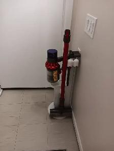 Dyson Vacuum - Photo 3