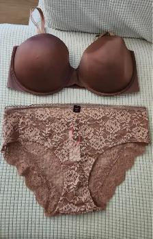 Brand NEW La Senza and Victoria Secret 38DD bra and XL panty set - Photo 4