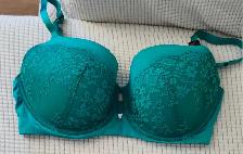 Brand NEW La Senza and Victoria Secret 38DD bras for sale! - Photo 2
