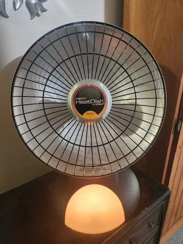 HEATER DISH LIKE NEW BOWMANVILLE