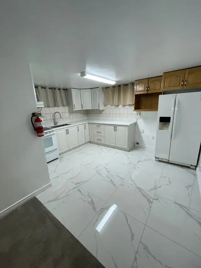 BSMT Apartment for Rent - 31 Commonwealth Ave, Toronto