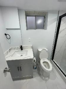 BSMT Apartment for Rent - 31 Commonwealth Ave, Toronto - Photo 6