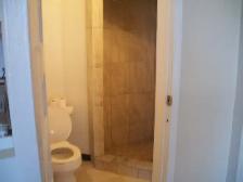 GROUND FLOOR – ONE BEDROOM   LIVING ROOM – SPACIOUS 800 SQ FT - Photo 4