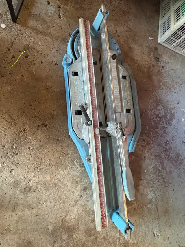 Tile Cutter