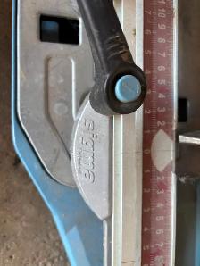 Tile Cutter - Photo 3