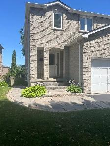Ajax-2 bedroom, 1 bath walkout basement apartment