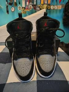 Back To School!BRAND NEW AirJordan 1 Mid 'Shadow Red' Size3Y - Photo 5