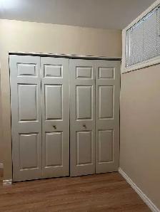 2 Bedroom2 parking basement apartment Yonge/Weldric W - Photo 9