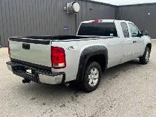 2011 GMC SIERRA 1500 8 FOOT BOX FRESH SAFETY - Photo 2