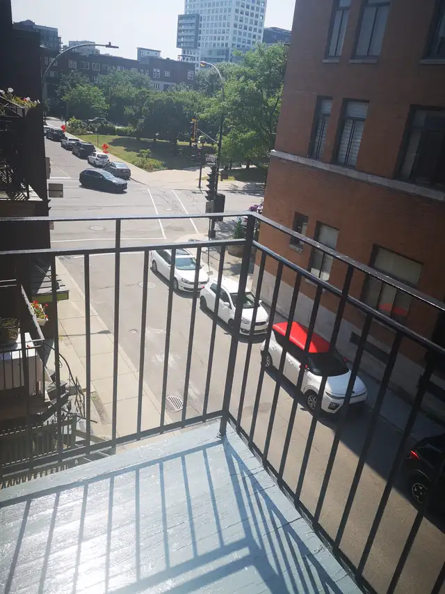 CENTRE-VILLE DOWNTOWN STYLE LOFT