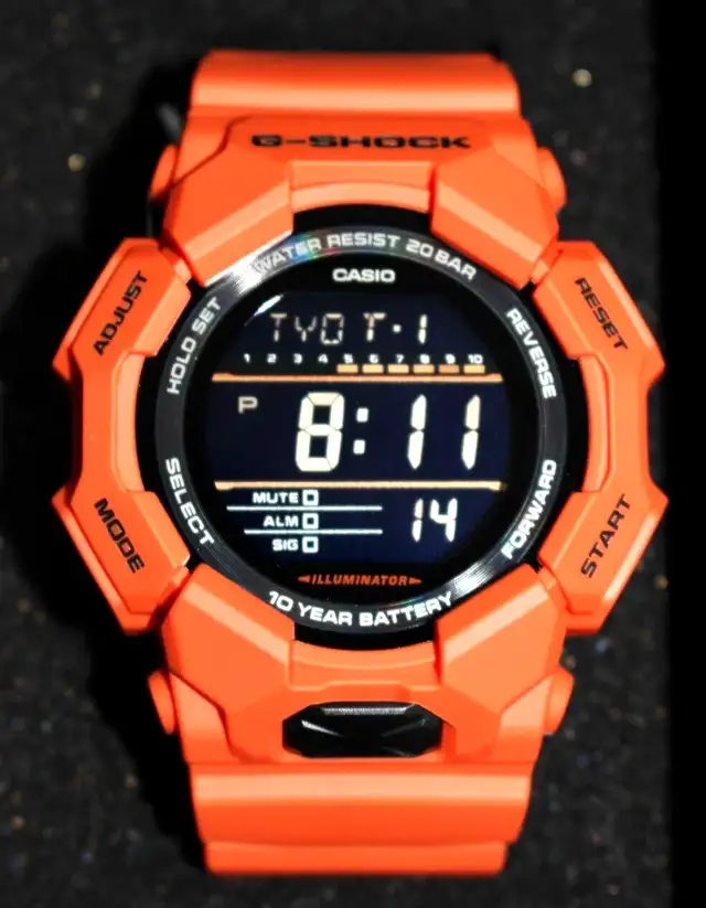 CASIO G-SHOCK Orange Big Case Carbon Case