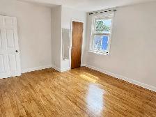Large one bedroom apt. with a large private patio for rent - Photo 8