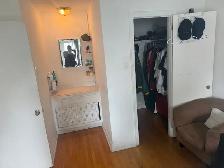 Grande chambre à louer à Montréal avec Lit King size Tout inclus - Photo 6