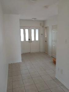 Painter/ Taper - Photo 2