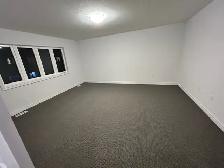 Luxury Single Detached Home for Rent in Brantford - Photo 8
