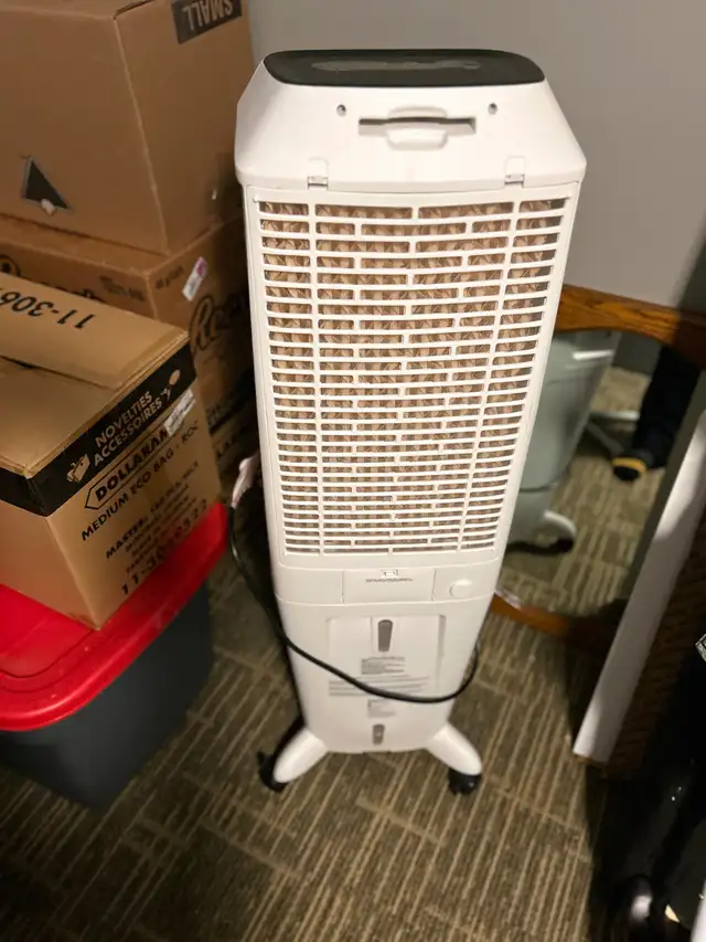 Honeywell Portable Evaporative Air Cooler TC10PCEI- W/REMOTE