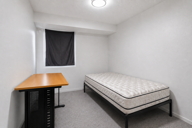 Private Room for Rent in St. Albert, Student Preferred