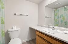 Private Room for Rent in St. Albert, Student Preferred - Photo 4