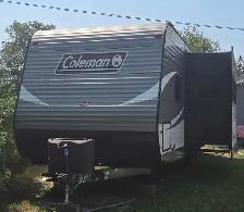 Coleman Lantern Family Travel Trailer - Photo 2