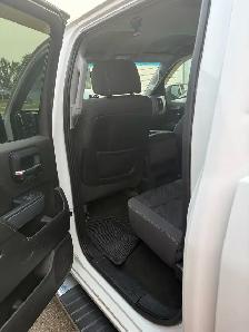 Selling my 2014 Chevrolet Silverado - Photo 4