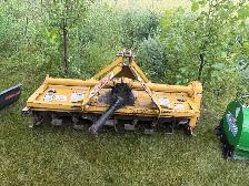John Deere Tractor 2025 RHST and attachments. - Photo 4