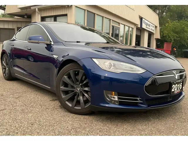 2016 Tesla Model S 70D - LEATHER! NAV! CAMERAS!