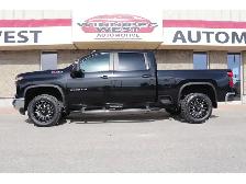 2024 Chevrolet SILVERADO 2500HD LOADED DURAMAX, BUCKETS/CONSOLE - Photo 3