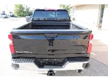 2024 Chevrolet SILVERADO 2500HD LOADED DURAMAX, BUCKETS/CONSOLE - Photo 12