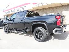 2024 Chevrolet SILVERADO 2500HD LOADED DURAMAX, BUCKETS/CONSOLE - Photo 16