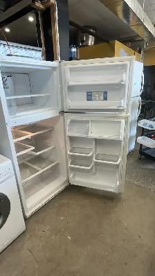 Whirlpool 30" Fridge-30 Day Warranty Delivery Available - Photo 6