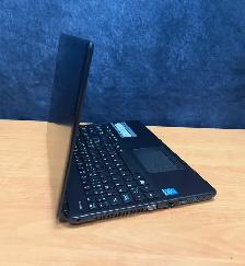 Acer Aspire E1-572 – 15.6" Laptop | 8GB RAM | SSD - Photo 2