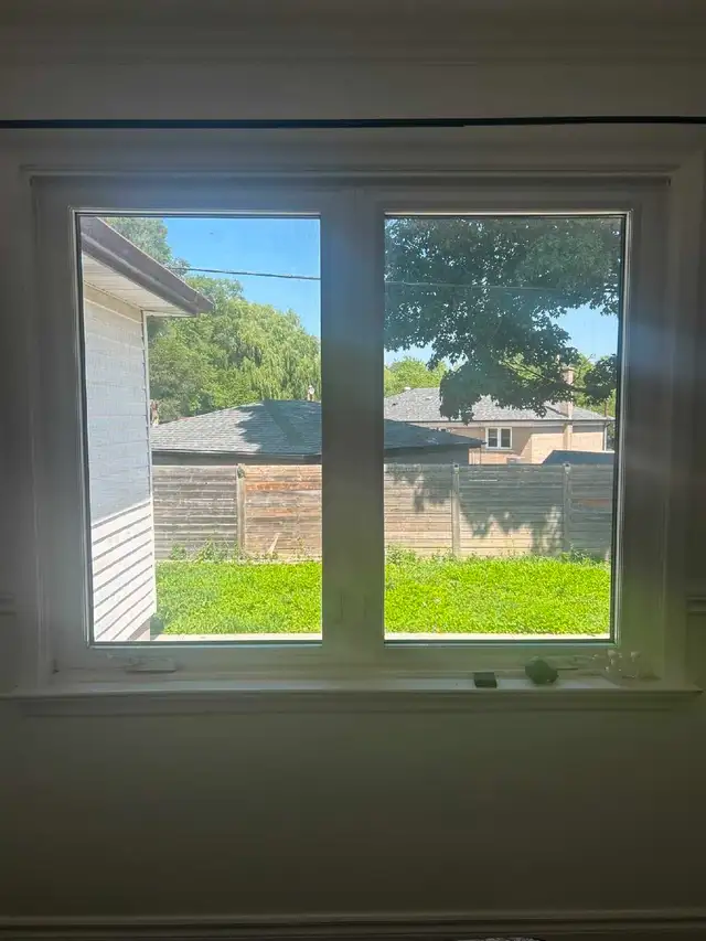 private room for rent-: available immediately